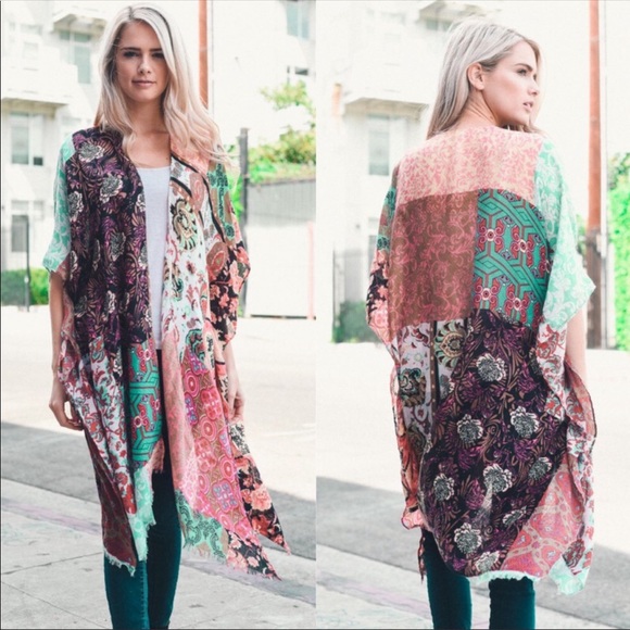 colorsamdbloom Sweaters - Last!Boho Floral Kimono